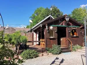 Chalet Nina: Havre de paix en bord de rivière avec climatisation - FR-1-589-794 - 皮耶尔佩尔塞埃