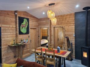 Chalet rénové avec sauna, proche Gérardmer - FR-1-589-796