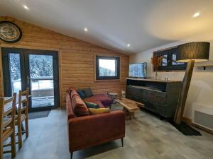 Maisons de vacances Chalet renove avec sauna, proche Gerardmer - FR-1-589-796 : photos des chambres