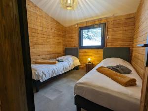 Maisons de vacances Chalet renove avec sauna, proche Gerardmer - FR-1-589-796 : photos des chambres