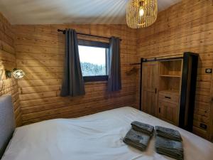 Maisons de vacances Chalet renove avec sauna, proche Gerardmer - FR-1-589-796 : photos des chambres