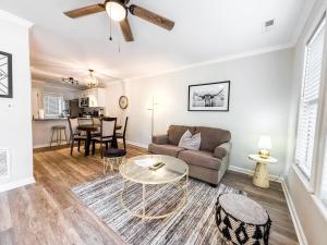 2 bd townhome near DT Raleigh