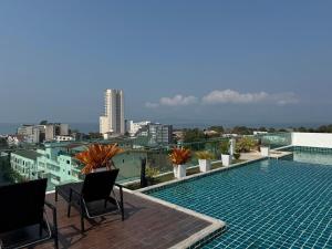 Laguna Bay 1 by PSR