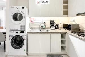 Generous 2-Beds 85m2 Apt City View w Pool Manor C1502