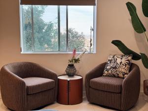 Hollywood hill stunning view cozy private room