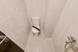 Restful and Cozy Studio at Serpong Garden Apartment By Travelio