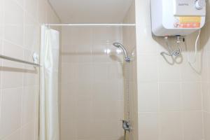 Homey and Comfy 2BR Apartment at Parahyangan Residence By Travelio