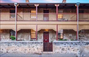 Warders Quarters Amazing Location Freo