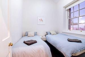 Warders Quarters Central Heritage Retreat