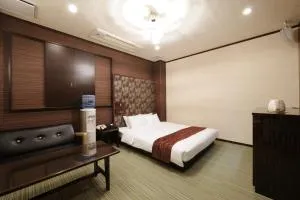 ホテルピミ磐田店 - Omaezaki