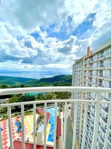 Tagaytay Cityland Taal Lake View with balcony by SAB