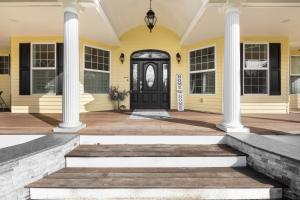 Bison Ridge Retreat - Spacious and in Nature