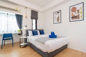 Bangla house with 4 houses Pick house before BOOK