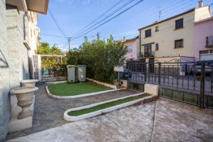 Maisons de vacances Zen Paradise - Near the city center - Garden : photos des chambres