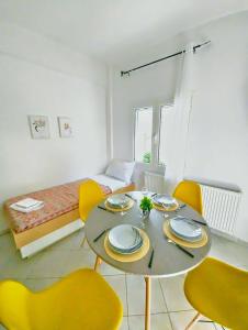 Beachfront Bliss 10 Meters to Golden Sands!