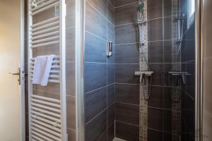 Appartements L'oranger Proche centre ville WIFINETFLIX : photos des chambres