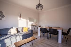 Appartements L'oranger Proche centre ville WIFINETFLIX : photos des chambres