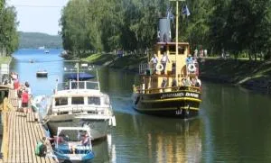 Kiva asunto Vääksyn kanavalla - Vesivehmaa