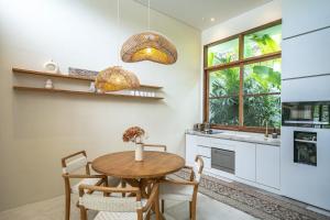 Villa Kayu Pererenan