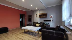 Apartament 500 metrów od wjazdu na A4