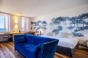 Hotels Hotel de la Plage - Saint Jean de Luz : photos des chambres