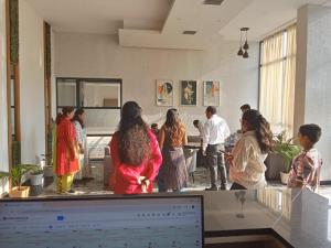 Hotel Basant Sarovar