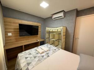 Apartamento Térreo Climatizado na Avenida Artêmia Pires Freitas