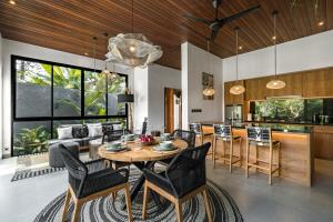 Villa Blue River by BaliSuperHost