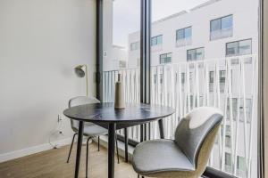 Blueground Downtown elevator nr parks LAX-1243