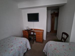 Avon Manor Guest House