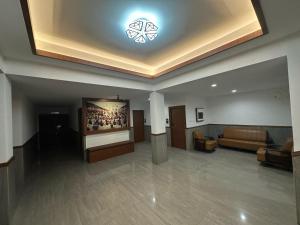 Nexstay Bloomax Residency