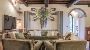 LA LEOPOLDINA 6, Emma Villas