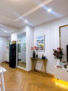 Lamie Homestay - Vinhomes Times City