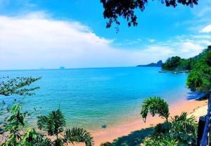 ซาวิน่า ลิบง โฮมเสตย์ Savina Libong