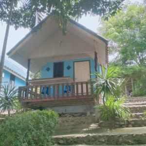 ซาวิน่า ลิบง โฮมเสตย์ Savina Libong