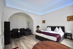 One-Bedroom Apartment room in Hotel Am Schubertring I Contactless Check In