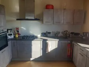 Chambre au calme avec cuisine équipée sur demande en supplément - Faycelles