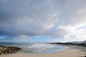 Charis to Theo - Relax in Style at this 3-Bedroomed Langebaan Holiday House