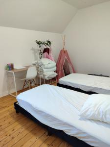 Maisons de vacances Entire home - Centre Fecamp - 45 Rosa : photos des chambres