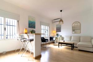 Apartamentos Triana - 2hvězdičkové hotely ve městě Sevilla