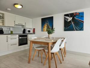 Luxury Sea View Chalet At Millendreath