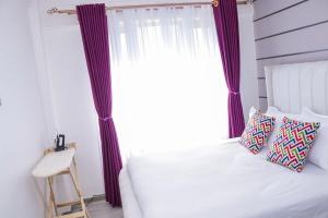 Elegant One-Bedroom Apartment