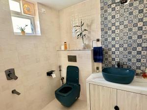 2bhk Lovely Villa near Colva beach with Pool and Lawn