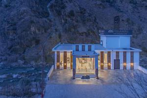 Echor Palm Bliss Riverside Resort & Spa Kasol