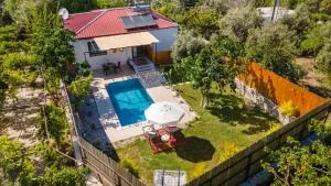 Uzumlu Village 1 Bedroom Villa 6387 - Çayköy