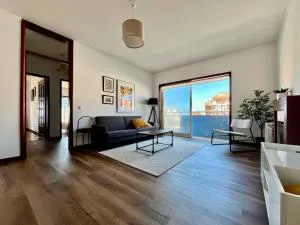 Onda Beach House - Maceda