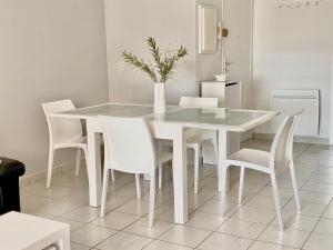 Lou Paradou Classé 3 etoiles plage à 3mn à pieds parking ByLaConciergerie13