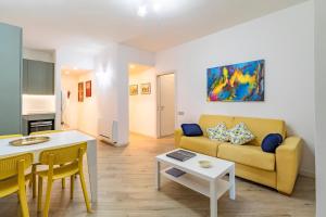 AureaLiving - Premium apt with Air Conditioning, Fast Wifi and free Gym