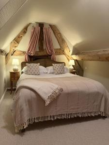 The Barn at Middle Farm and Cottages