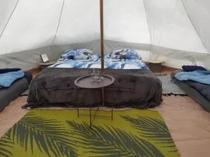 Kompleks wypoczynkowy, GLAMPING Róża Wiatrów - Darłówko